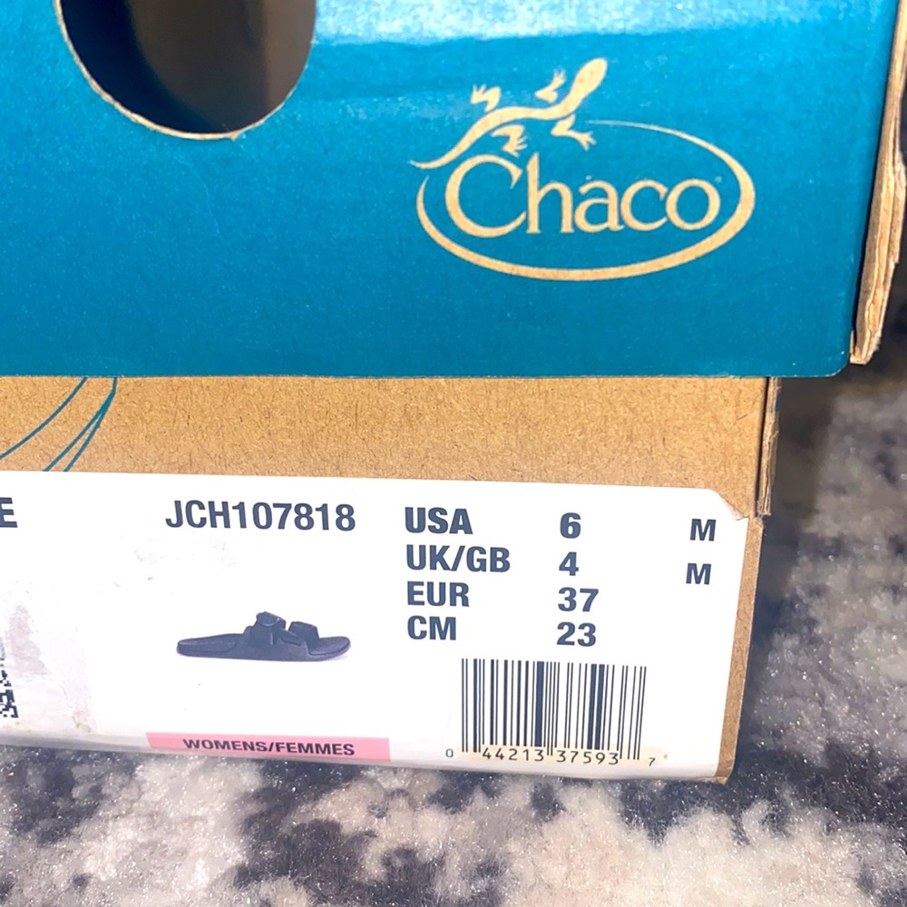 Women’s Chaco black Chillos slide size 6 - Picture 2 of 3